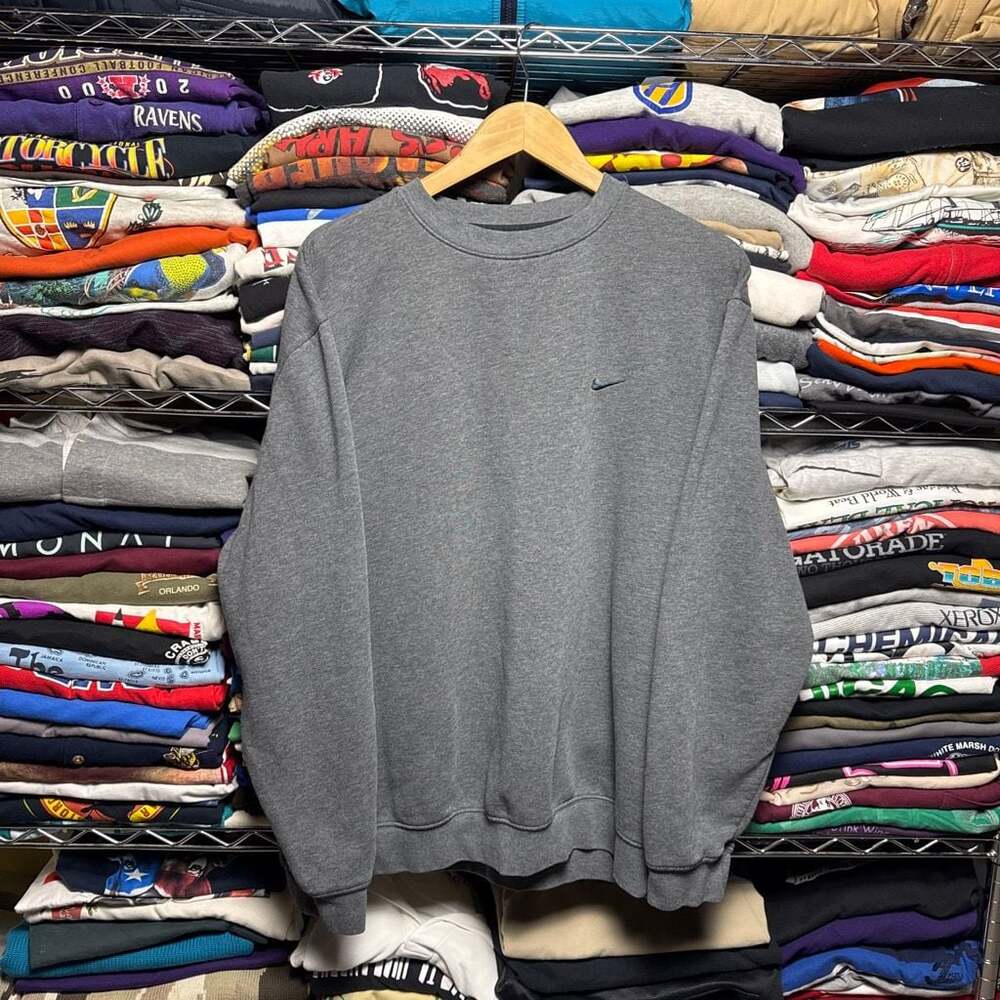 Vintage Nike Y2K Mini Swoosh Embroidered Crewneck Sweatshirt